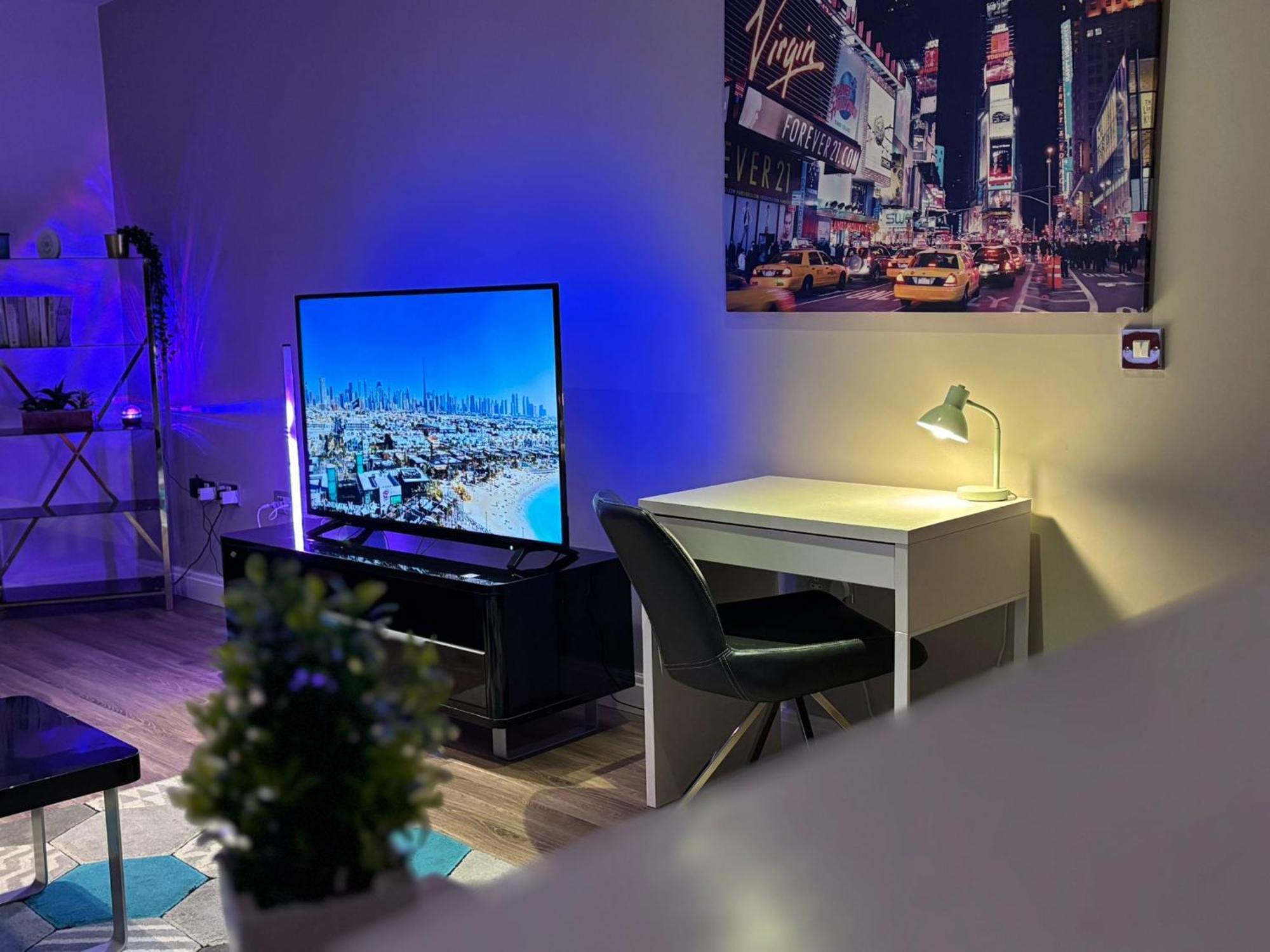 24-7 Secured City Centre Apartments With Free Underground Parking And Wifi Birmingham Eksteriør bilde