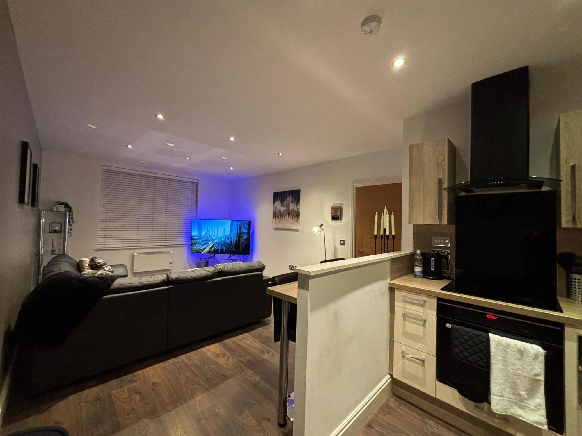 24-7 Secured City Centre Apartments With Free Underground Parking And Wifi Birmingham Eksteriør bilde