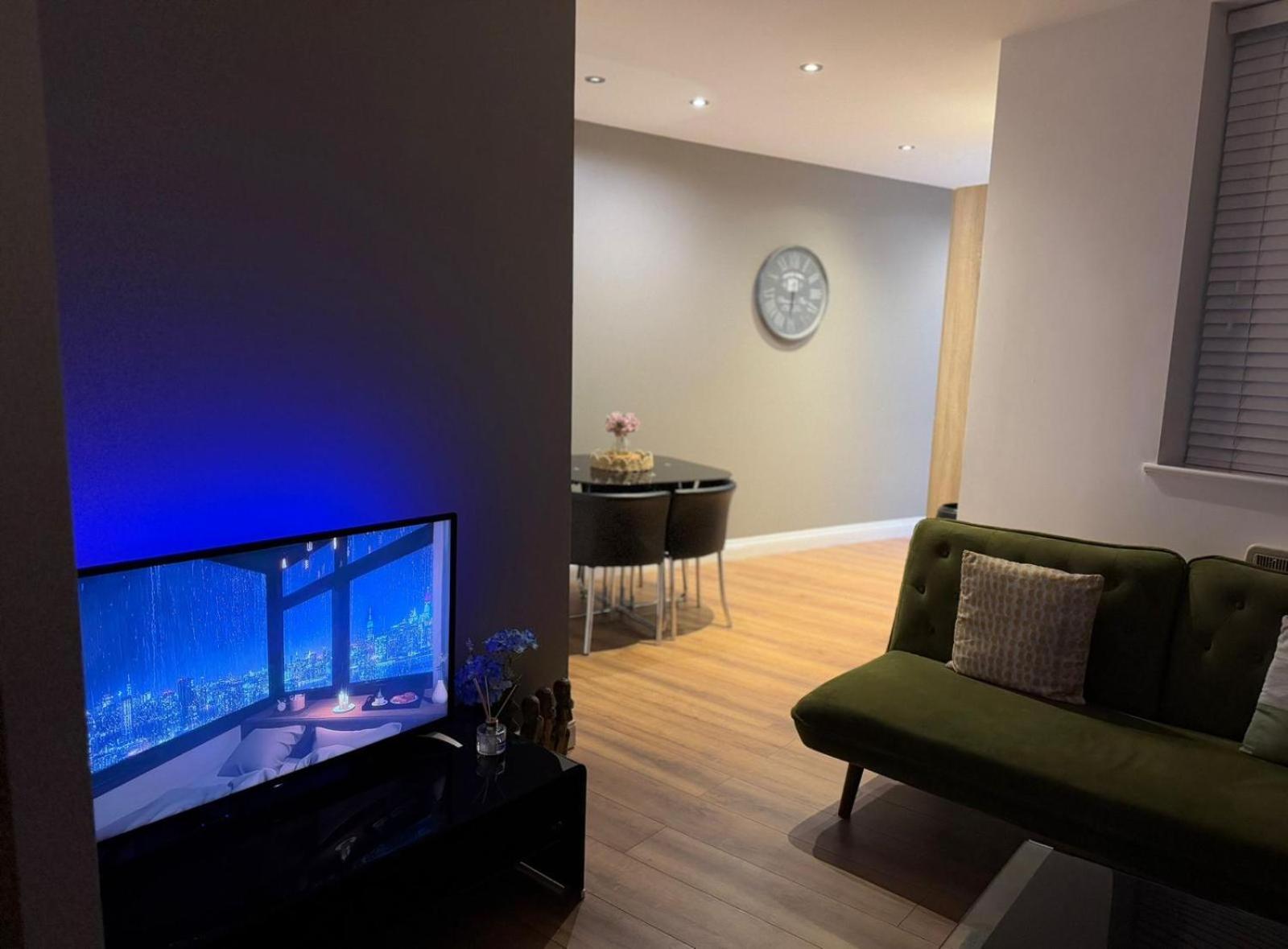 24-7 Secured City Centre Apartments With Free Underground Parking And Wifi Birmingham Eksteriør bilde