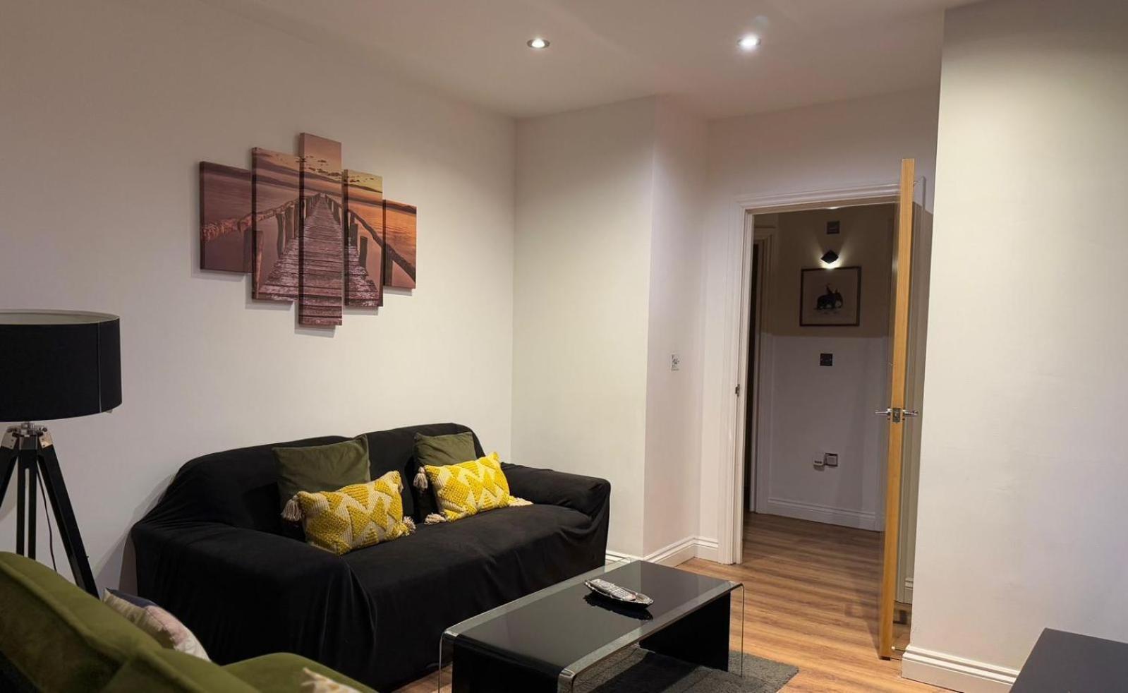 24-7 Secured City Centre Apartments With Free Underground Parking And Wifi Birmingham Eksteriør bilde