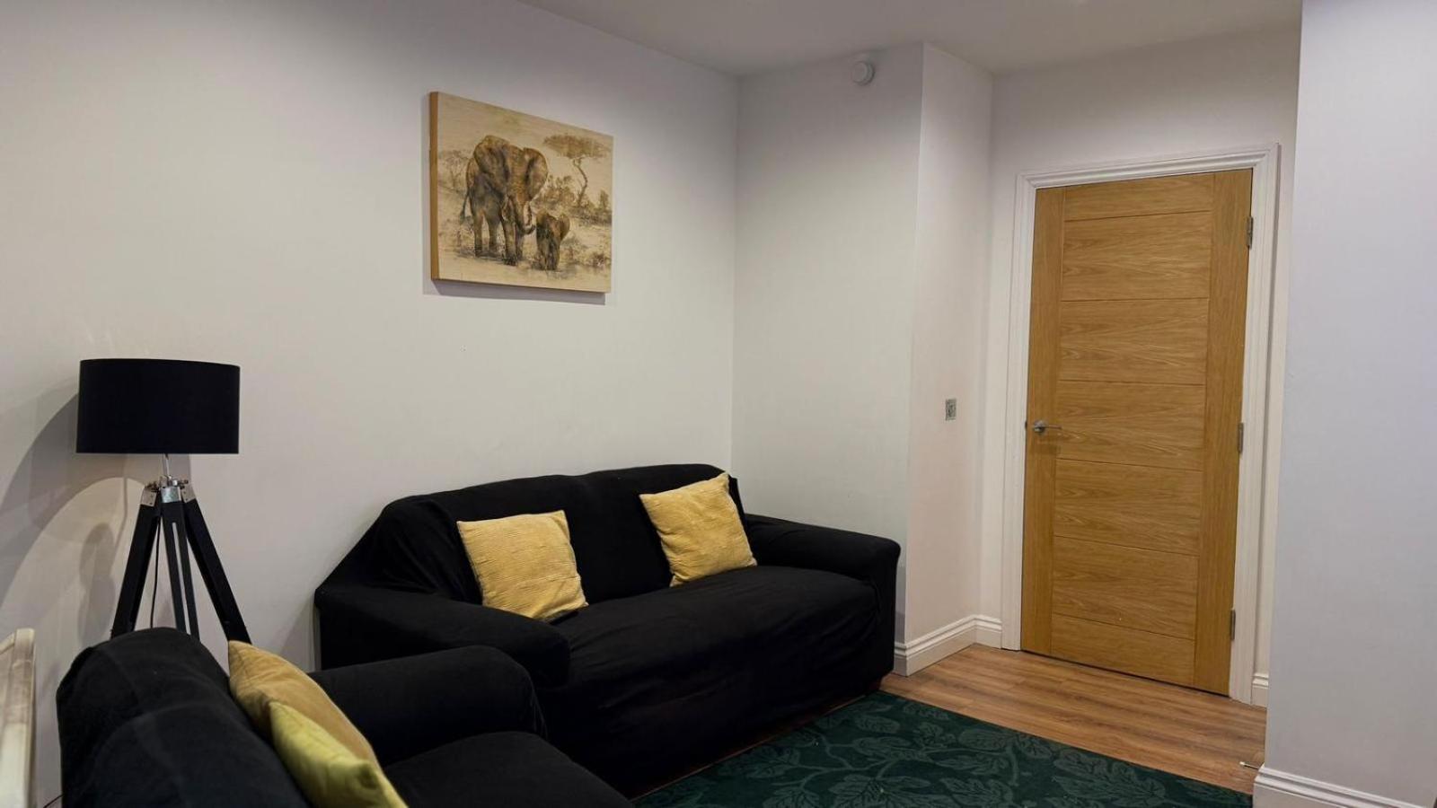 24-7 Secured City Centre Apartments With Free Underground Parking And Wifi Birmingham Eksteriør bilde